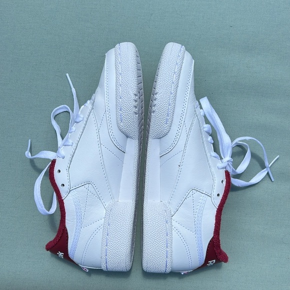 Reebok Club C 85 Crest White Burgundy Size 5 - Picture 5 of 8